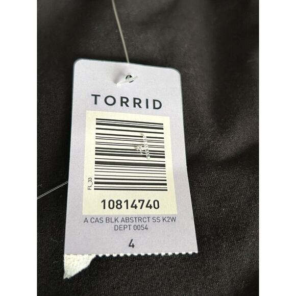 Torrid Dress Womens Size 4 Black Floral Scoop Neck Pockets Short Sleeve Pockets - Picture 12 of 16